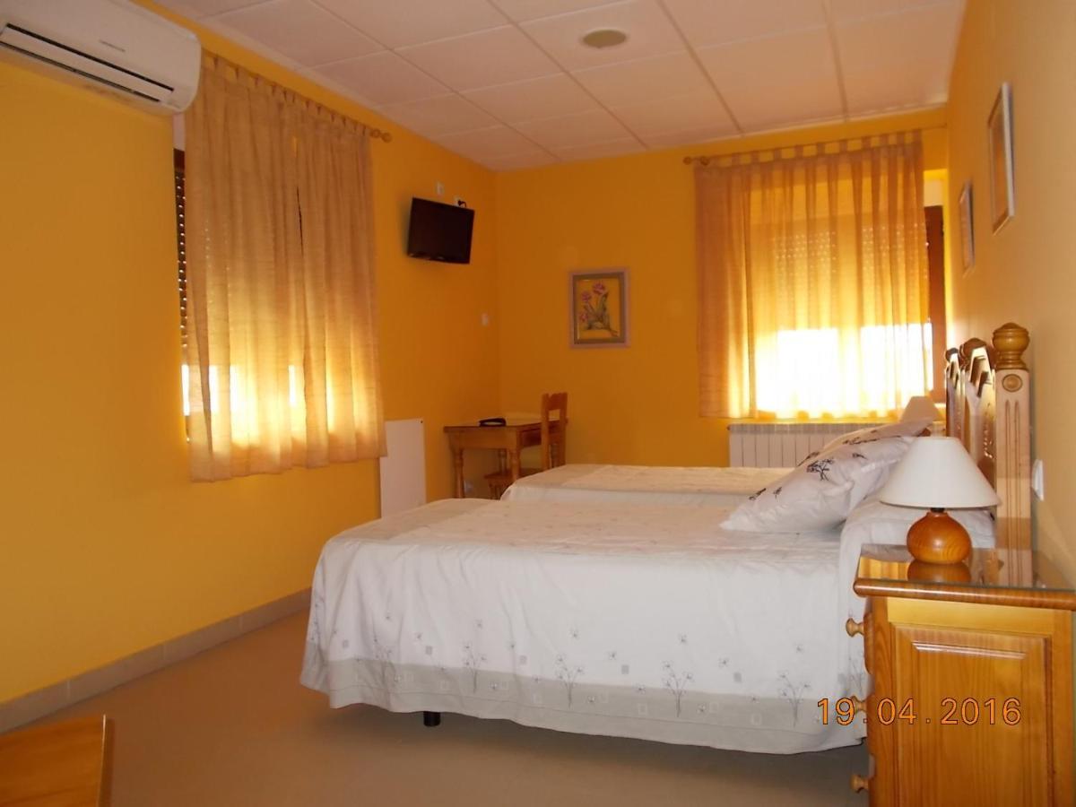 Hostal Mirador De Avila Bagian luar foto