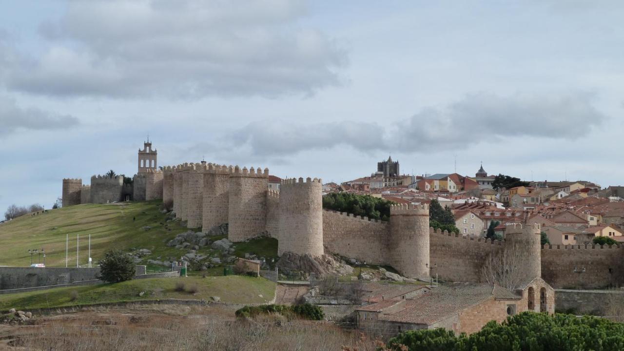 Hostal Mirador De Avila Bagian luar foto