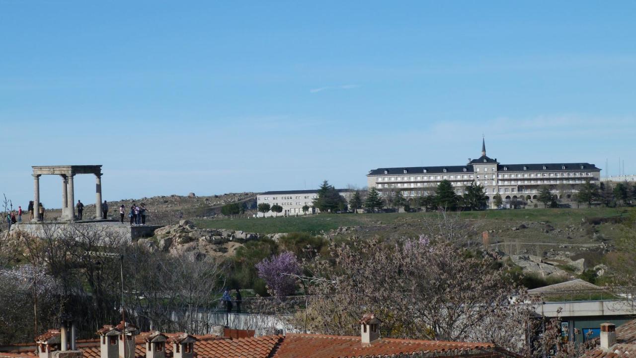 Hostal Mirador De Avila Bagian luar foto