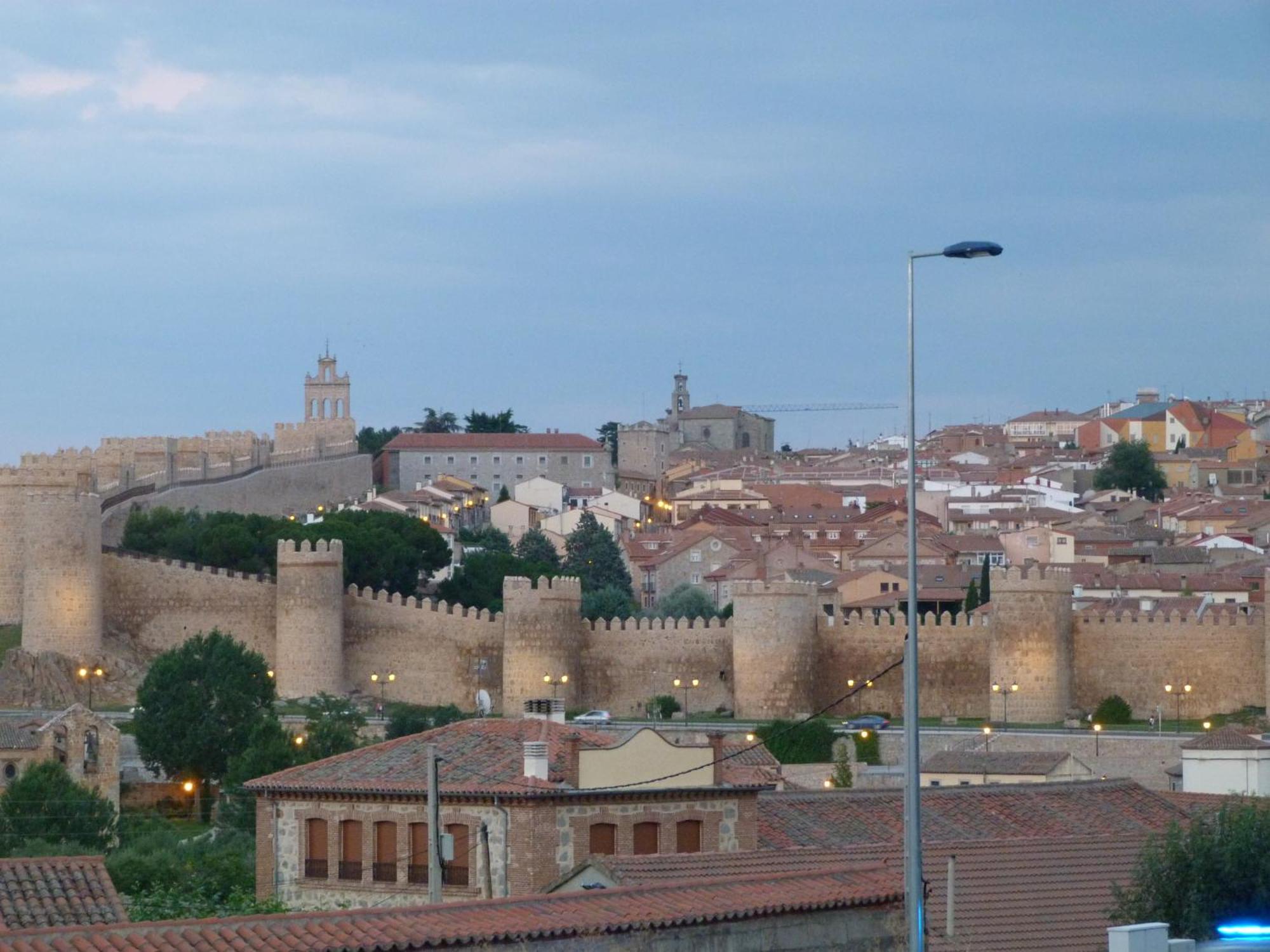 Hostal Mirador De Avila Bagian luar foto